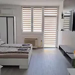 White Harmony Διαμέρισμα Ντέμπρετσεν